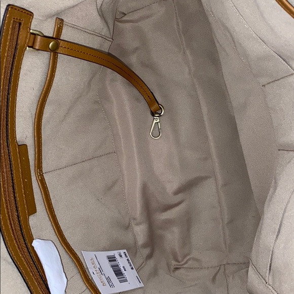 Purse - Picture 4 of 5